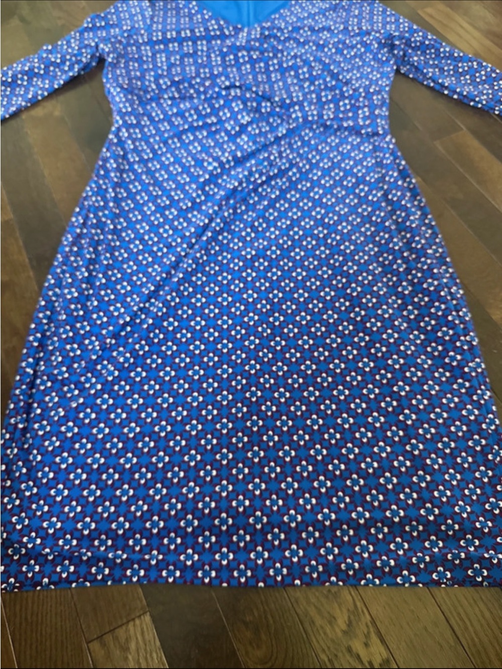Lauren Ralph Lauren Blue Printed Long-Sleeve V-Neck Women’s Dress - Picture 2 of 4